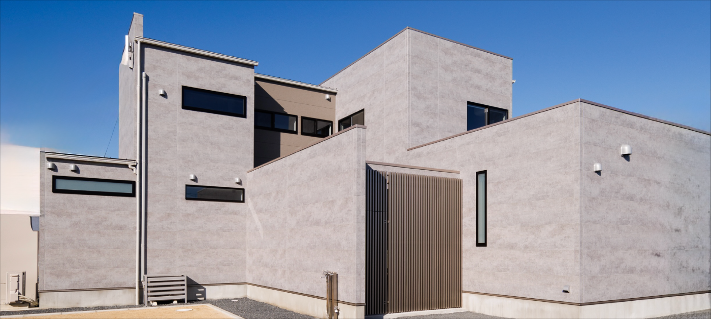 家づくりの金額の多くは、建材や職人さんに支払われる人件費